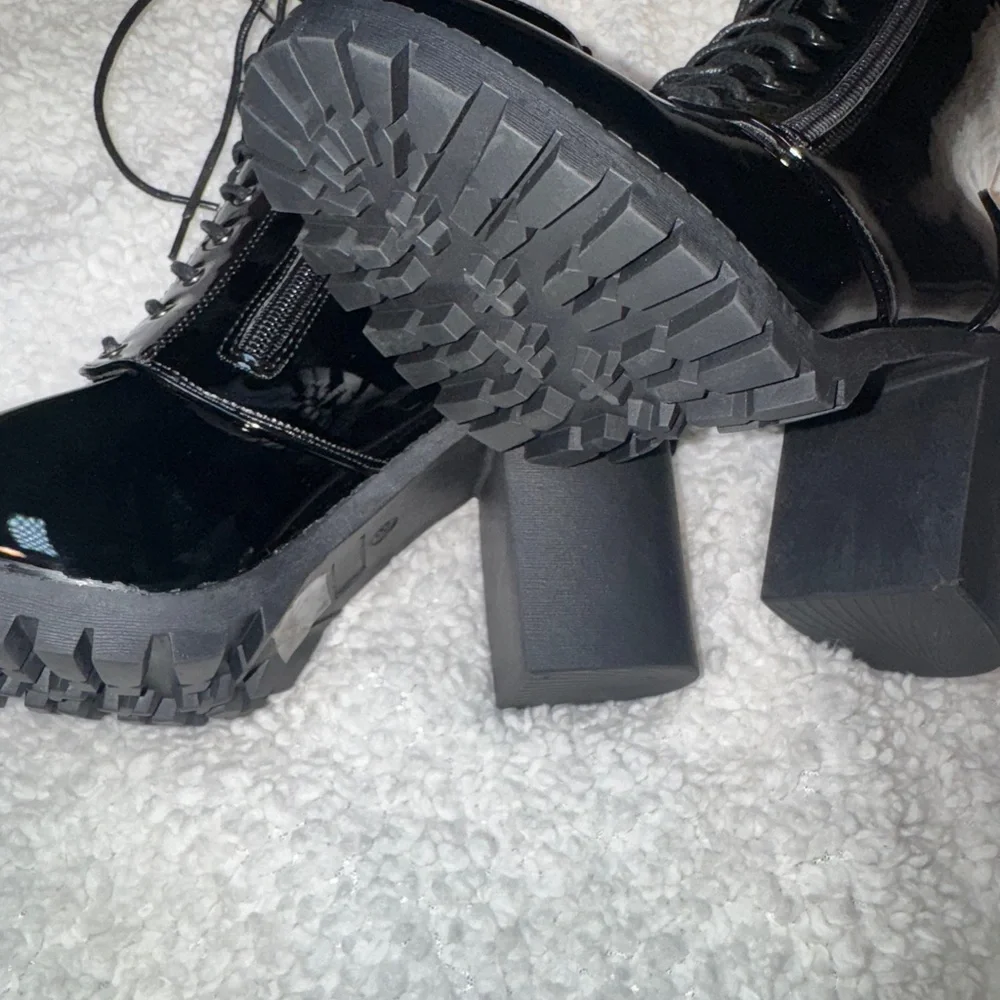 Fashion Nova Glossy Black Heeled Boots - Picture 5 of 5